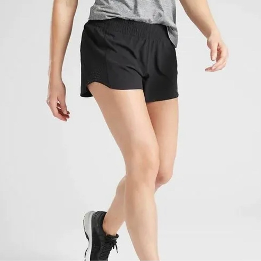 Athleta Hustle 3” short